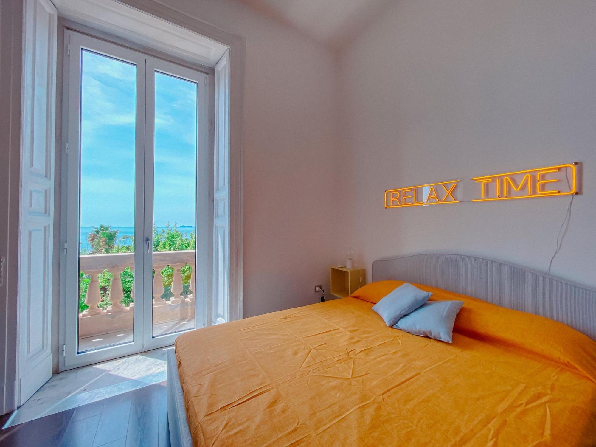 Blue Sea View Apartment Salerno Kültér fotó